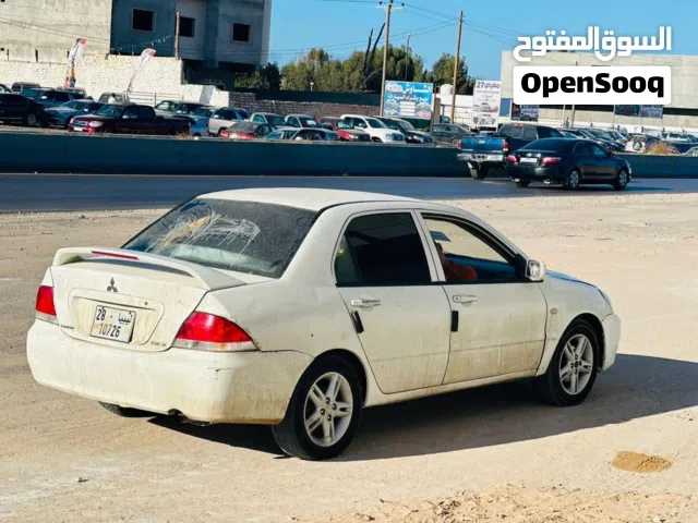 2010 ميتسوبيشي لانسر ES