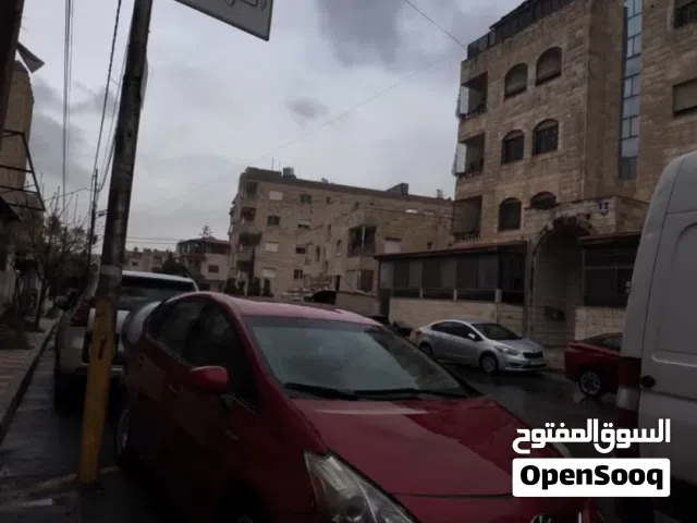 Used Toyota Prius in Amman