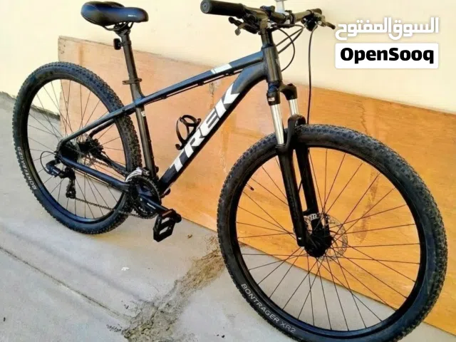 TREK MARLIN 6 with accessories