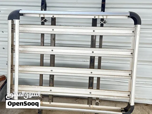 سله سياره نظيفه