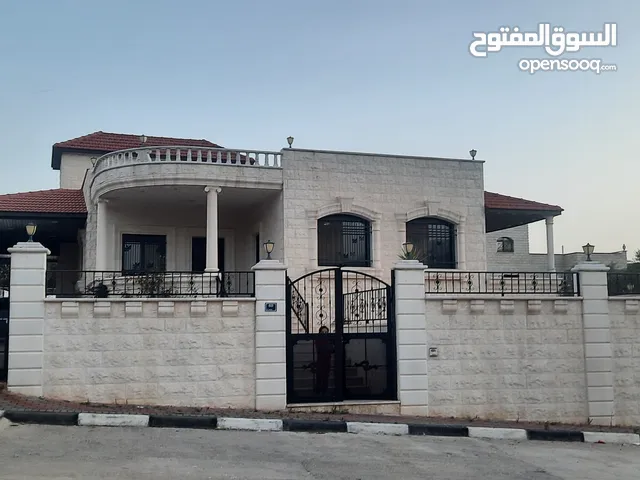 230m2 4 Bedrooms Villa for Sale in Salfit Other