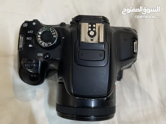 كاميرا كانون 650D مع عدسة 50mm f/1.8 - حالة ممتازة