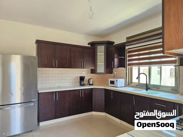 170 m2 3 Bedrooms Apartments for Rent in Ramallah and Al-Bireh Nablus St.