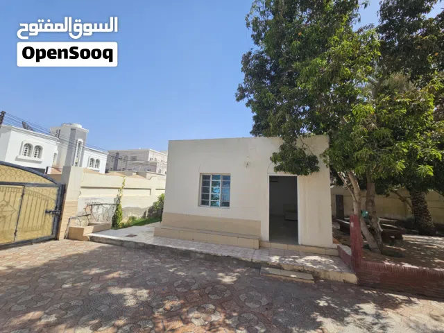 160 m2 2 Bedrooms Apartments for Rent in Muscat Al Khoud