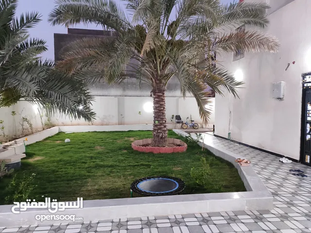 بيت للبيع 500 متر في الفيروزية بدايه شارع 11