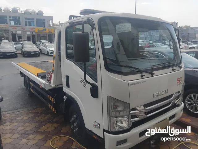 ونش ايسوزو اصفار 2024 سطحه مصنع الحرفي الامارات
