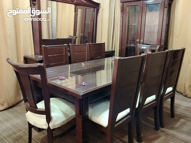 غرفة سفرة للبيع طاولة سفرة مع كرسيها تفصيل