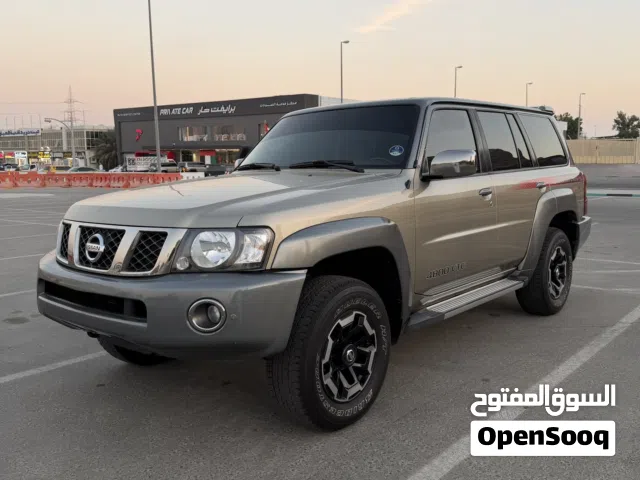 للبيع نيسان سوبر سفاري نظيف بحاله الوكاله بدون حوادث