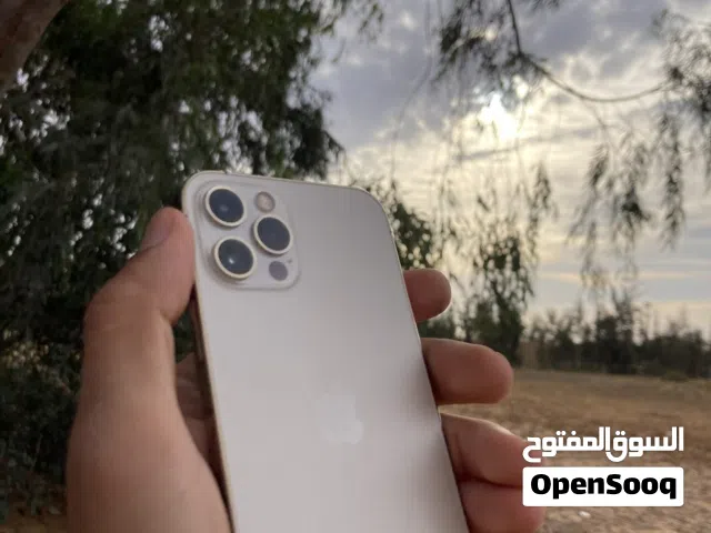 ايفون 12برو مش مفتوح ولا خيش