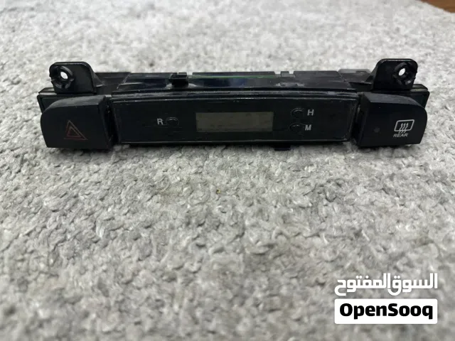 للبيع ساعة اكسنت 2006 - 2011