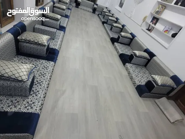 عالم المفرشات والمجالس العربيه والستائر