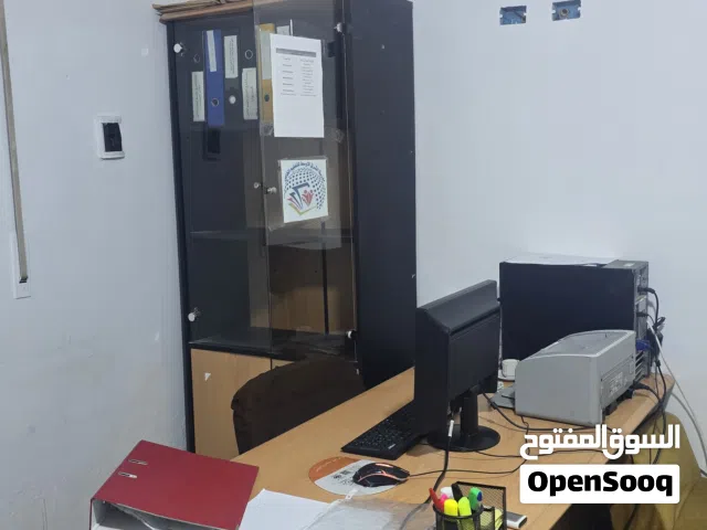 عدد 3مكاتب للبيع