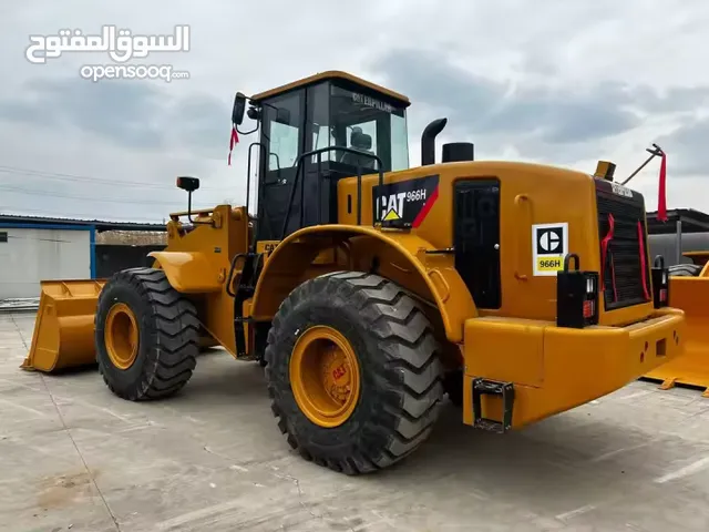 كاشيك Caterpillar 966H. سنة الصنع 2022