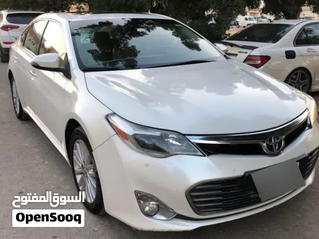//تويوتا افالون - ليميتيد - فل كامل موديل 2014 - لؤلؤي ممشى السيارة : 195 الف فقط السيارة فل كامل دخ