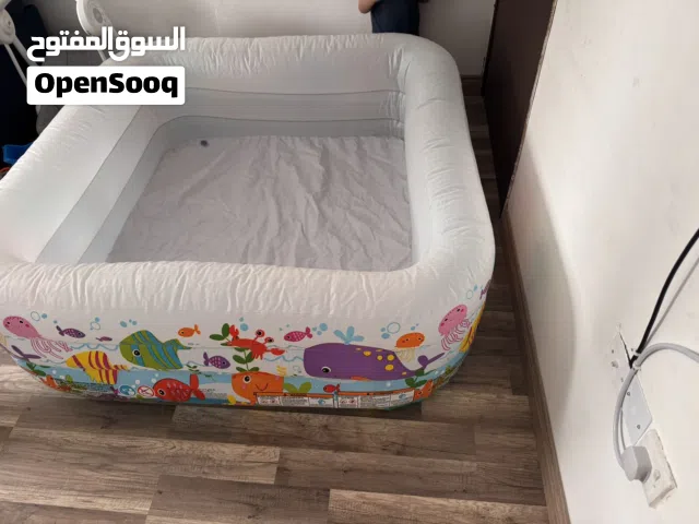 جاكوزي متنقل قابل للنفخ مقاس متر وعشرين  في متر وعشرين