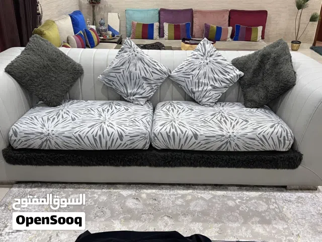 Sofa / bed / center table / real wood dining table / bookshelf / treadmill
