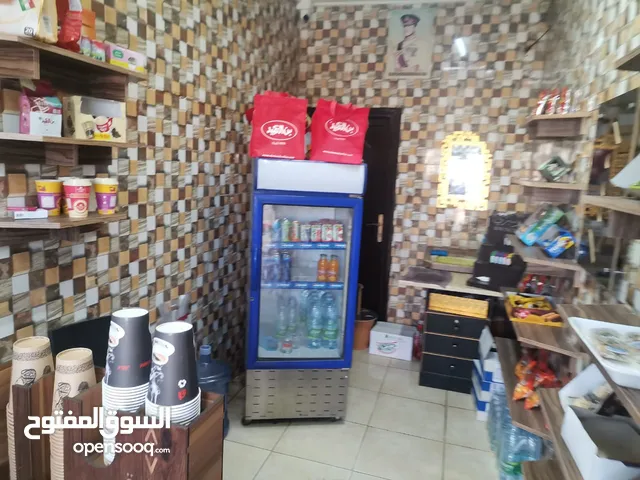 قهوه لضمان كامل العده موقع مميز ع الشارع الرئيسي شغاله والها زبائنه سبب الضمان بداعي السفر
