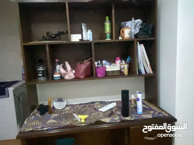 مكتب للبيع