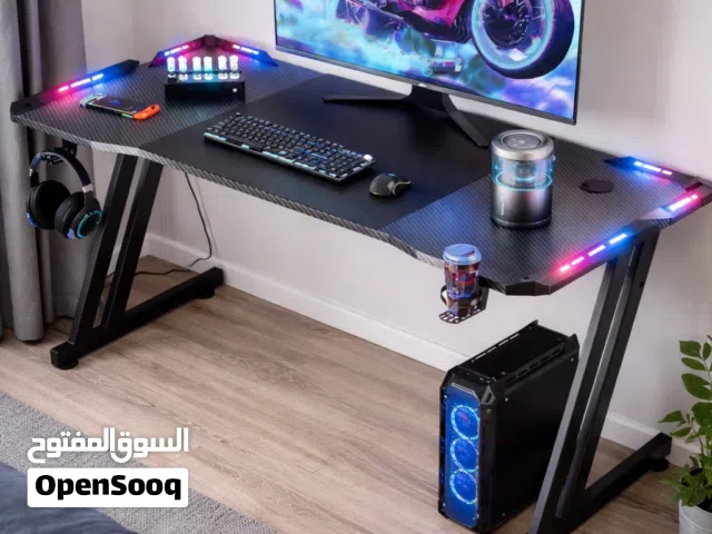 طاوله قيمنق قابل للتفاوض للجادين توصيل داخل عمان