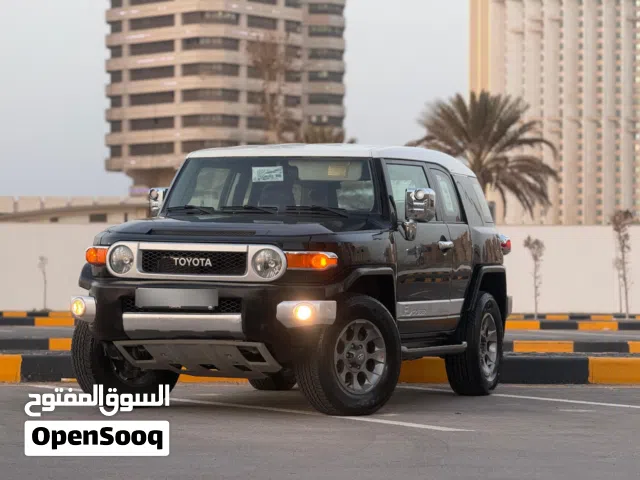 Used Toyota FJ in Tripoli