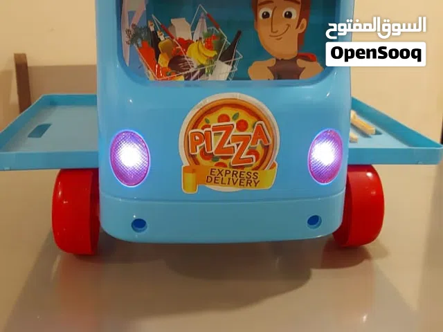 العاب بنات كامله الأدوات شبه جديده تعمل بالبطاريات او بدون من عمر 3 سنوات _12 سنه