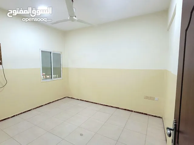 100m2 2 Bedrooms Apartments for Rent in Muscat Ghubrah