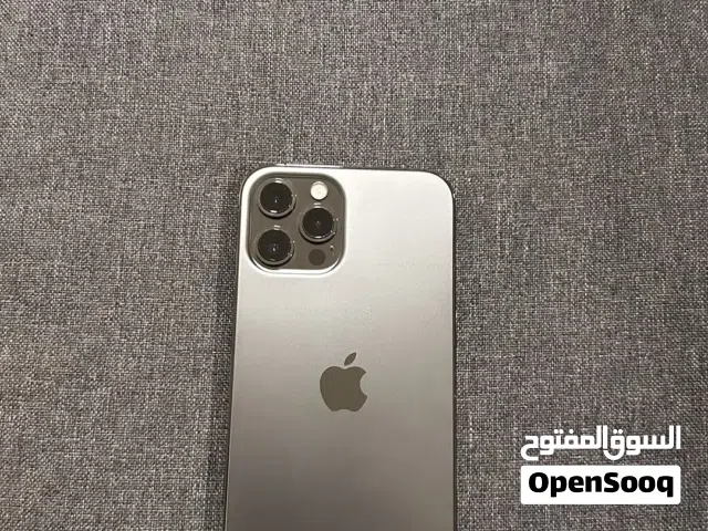 ايفون 12 برو ماكس فضي مستعمل بحالة ممتازة بسعة 128 جيجابايت، حالة الطارية 84%