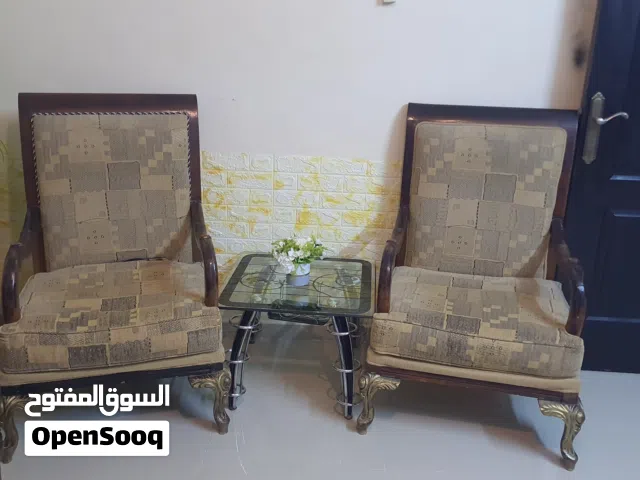 طقم كنب 7 مقاعد غرفة ضيوف للبيع اربد