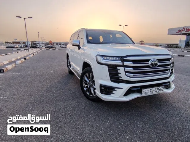 2023 تويوتا لاند كروزر VXR