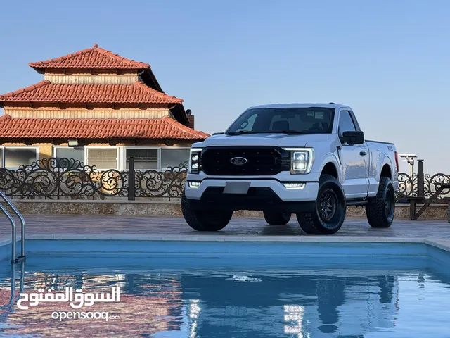 فورد FX4 - F-150 بكب باب واحد مميز للبيع Black edition