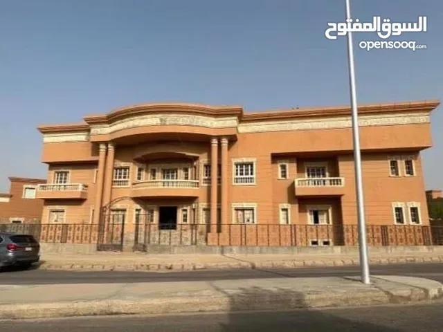 1250 m2 More than 6 bedrooms Villa for Sale in Cairo Shorouk City