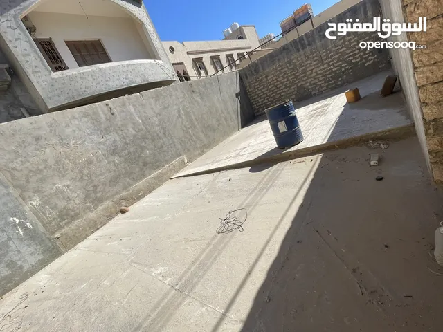 ارض 100 متر للايجار