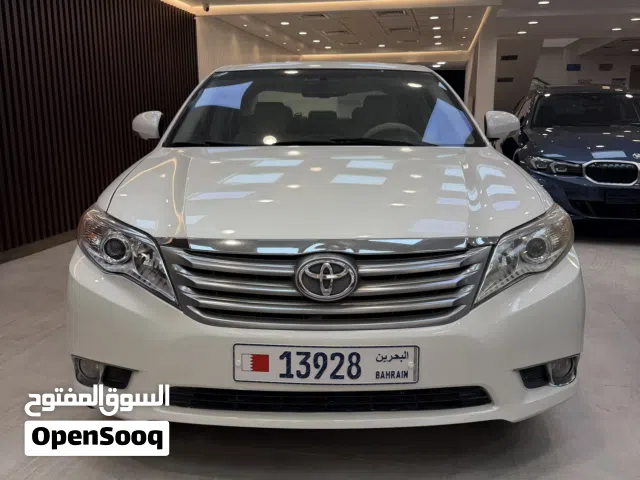 Used Toyota Avalon in Muharraq