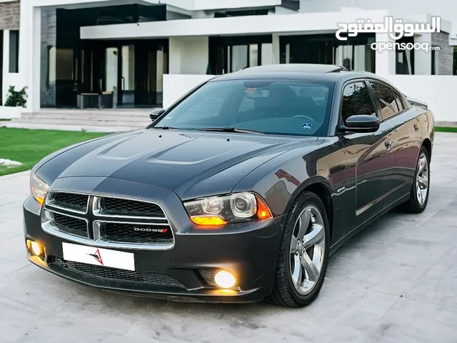 DODGE CHARGER R/T 5.7  FULL OPTION  FSH  ORIGNAL PAINT  GCC  FIRST OWNER