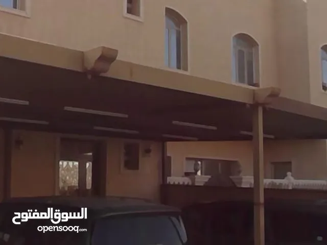 750 m2 More than 6 bedrooms Townhouse for Sale in Kuwait City Sulaibikhat