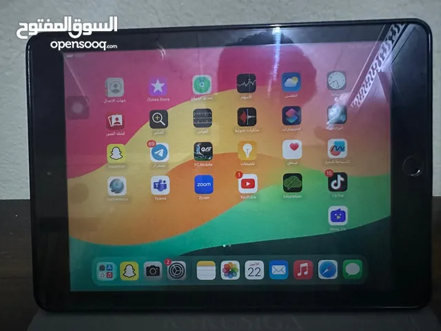 Apple iPad 6 32 GB in Ajman