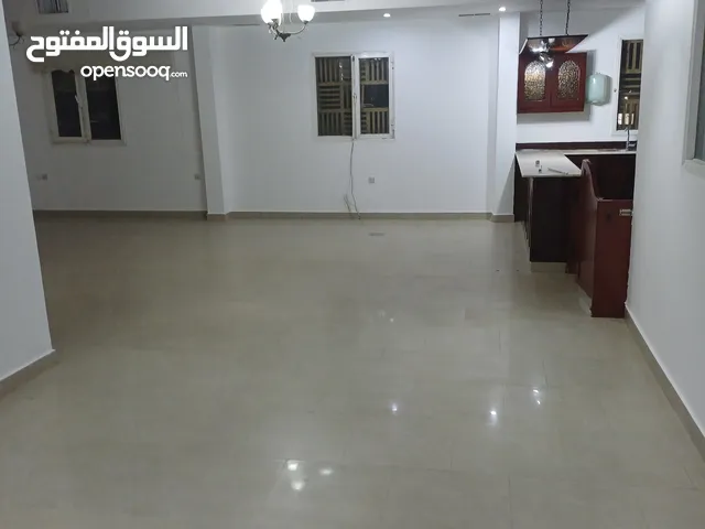 999 m2 3 Bedrooms Apartments for Rent in Hawally Salwa