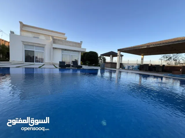 فيلا مثالية ضمن كمباوند