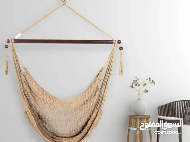 درجيحه للاسترخاء تعلق فى تى مكان و متنقله  بها قواعد للتثببت فى الاسقف