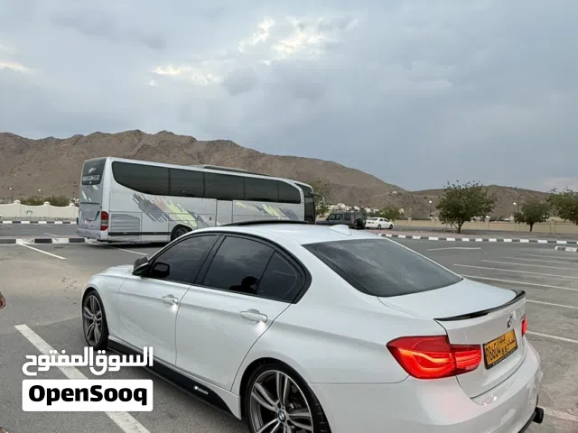 BMW 330i توين باور توربو 2017