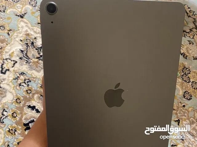 Apple iPad Air 5 256 GB in Al Sharqiya