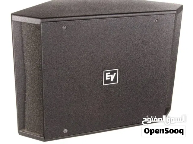 مضخم صوت (Subwoofer) من شركة Electro-Voice، وتحديداً موديل EVID 12.1 أو النسخة المطورة