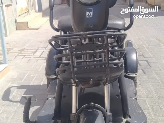 3 wheel electric scooter