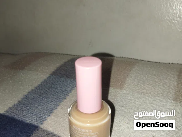 طلاء الأظافر من ILINA ROBINSON للبيع 18ml