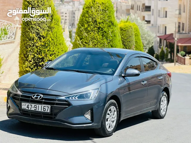 Used Hyundai Elantra in Amman