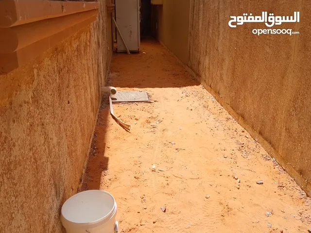 مقاول تكسير