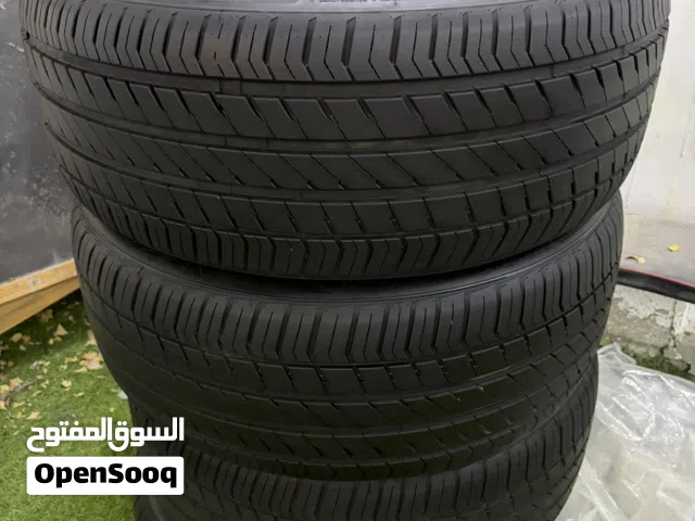 للبيع طقم جنوط VINMAX صيني الصنع ومقاس 20، موديل 2026 شهر 1، جودة عالية.