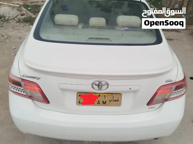 تويوتا كامري 2010 موديل صالون بحالة جيدة ومرخصة بداخلية بيج