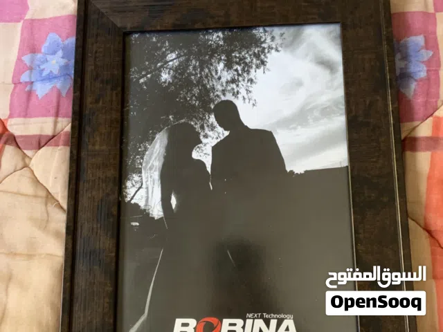 برواز ROBINA Frames