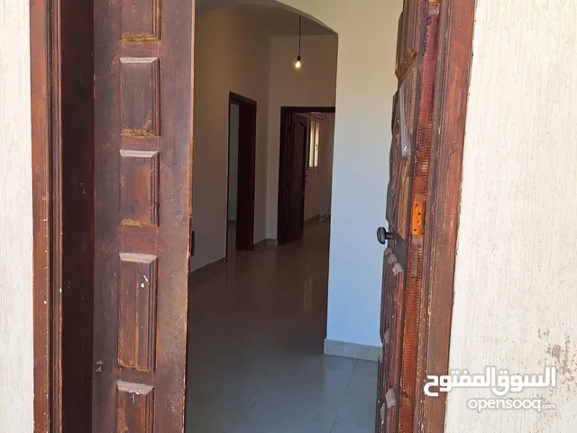 150 m2 3 Bedrooms Villa for Rent in Tripoli Alfornaj